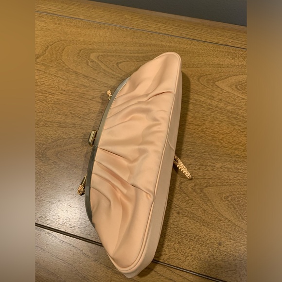 Apt 9 Womens Gold Satin Pleated Clutch, Snap Top Closure With Crystal , Like New - Picture 5 of 15